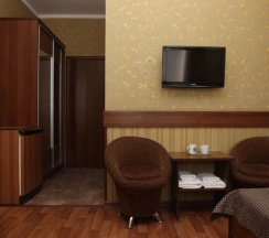 Номер стандарт с 2 односпальными кроватями №4 в Гранд