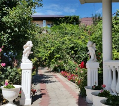 4-х местный Стандарт цокольный этаж свой с/у вне комнаты №7 в Лакшми