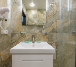 Трехместный с креслом в Costa Del Mar