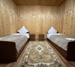 Четырёхместный номер с балконом в Лесная Сказка