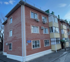 Однокомнатная квартира с балконом в новом доме на Орджоникидзе, 88 в Свои