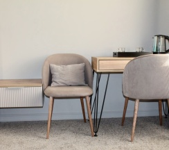 Улучшенный номер с одной двухспальной кроватью (TWIN) в Парк Культуры