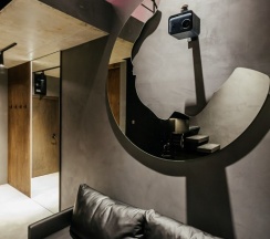 Двухуровневый люкс (вид на горы) в Moon2