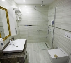 Двухместный номер Deluxe двуспальная кровать в Azura Deluxe Resort & Spa