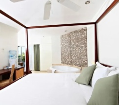 Двухместная Penthouse Royal Elite (двуспальная кровать) в Sandos Caracol Select Club - только для взрослых, все включено