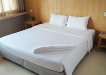 Двухместный номер Deluxe двуспальная кровать в S2S Queen Trang Hotel