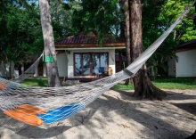 Бунгало beachfront в Wapi Resort Koh Lipe