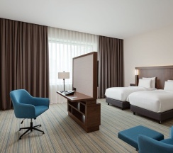 Двухместный номер Superior с видом на сад 2 отдельные кровати в Отель Courtyard by Marriott Baku