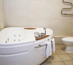 Двухместный люкс двуспальная кровать в Park Hotel Kokshetau