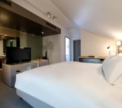 Двухместный люкс Opera двуспальная кровать в Sofitel Munich Bayerpost