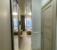 Стандарт в Свои в Мадриде