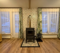 Цветные дома в Времена Года