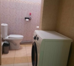 Кровать в общем номере рядом с пляжем в Рай