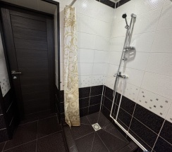 Коттедж для 9 человек в Holiday house