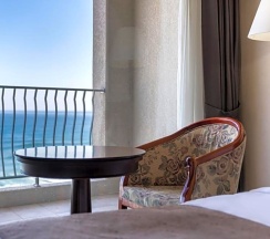 Двухместный номер Deluxe с видом на море 2 отдельные кровати в Hotel Maremons