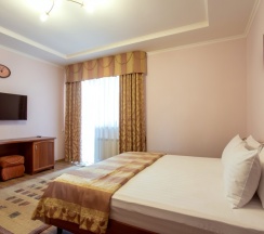 СТАНДАРТ С ВЫХОДОМ НА ТЕРРАСУ БЕЗ ДОП.МЕСТА 2 этаж в У моря