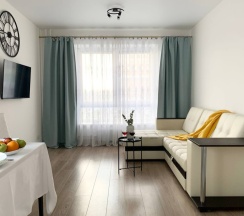 Просторные двухкомнатные апартаменты для 4-6 гостей в Happy House - Люблинская