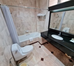 Люкс с балконом в Grand Garden Hotel & Residence