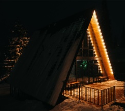 Дом А-фрейм с 3 спальнями в Пижамы