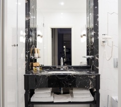 Роял Делюкс в Dionis Art Apartments