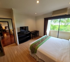 Люкс Executive с балконом в Grand Garden Hotel & Residence