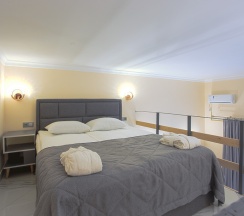 Двухместные апартаменты 2 с видом на внутреннюю территорию (во двор) двуспальная кровать в Exclusive Hotel&Apartments