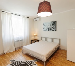 Коттедж с 6 комнатами с балконом и с красивым видом из окна в Дом пробуждения