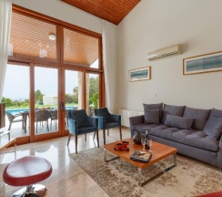 Номер Standard в Aphrodite Hills Residences Superior Villas