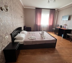 Двухместный с двухспальной кроватью улучшенный в Anastasia