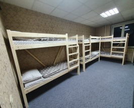 Кровать в 6-ти местном общем номере в Порт