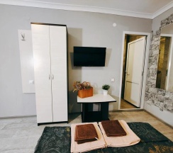 2-местный 1-комнатный номер стандарт эконом с 1 двуспальной кроватью в Гравитация