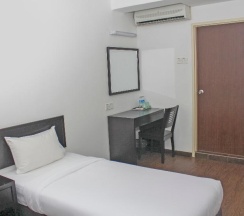 Двухместный номер Standard 2 отдельные кровати в OYO 89995 Glex Hotel Pandan City
