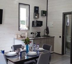 Четырёхместный коттедж с красивым видом из окна в Sabr