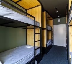 8-местный номер (женский) в Аполло