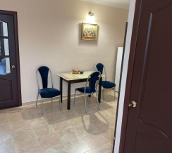 Апартаменты с балконом в Guest house GUMA