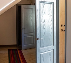 Кровать в общем номере (женский номер) в Чердак