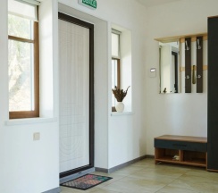 Четырёхместный коттедж с террасой с видом на озеро в Rantala