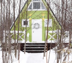 Оливковый Дом в А у реки