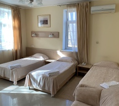 Комфорт трехместный в Maks haus