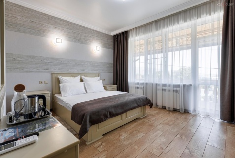 Кисловодск: Гостевой дом Ночной квартал