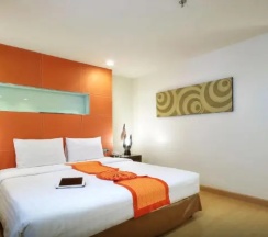 Двухместный люкс c 1 комнатой двуспальная кровать в Aspen Suites Hotel Sukhumvit 2 Bangkok