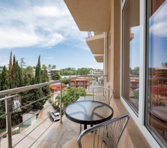 Семейный в Эллада