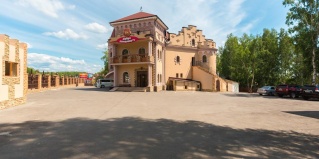 Молодежный: Мини-отель Рыцарский двор