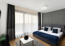 Полулюкс Deluxe в Emerald Downtown Suites