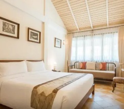 Двухместный номер Grand двуспальная кровать в Chuchai Buri Sri Amphawa