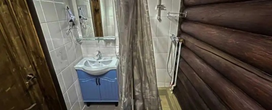 Двухместный номер Комфорт №3 двуспальная кровать в Пришвинъ