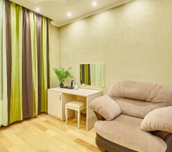 Семейный в Шмель