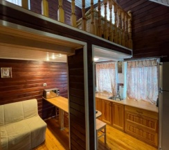 Коттедж "Хижина Рыбака" 5-ти местный в Свирская