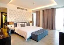 Люкс Royal с 2 комнатами в Way Hotel Pattaya