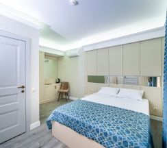 Делюкс c балконом в M-House